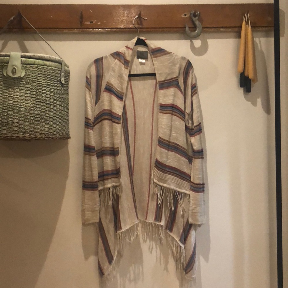 Thin woven duster w/ fringe :-)